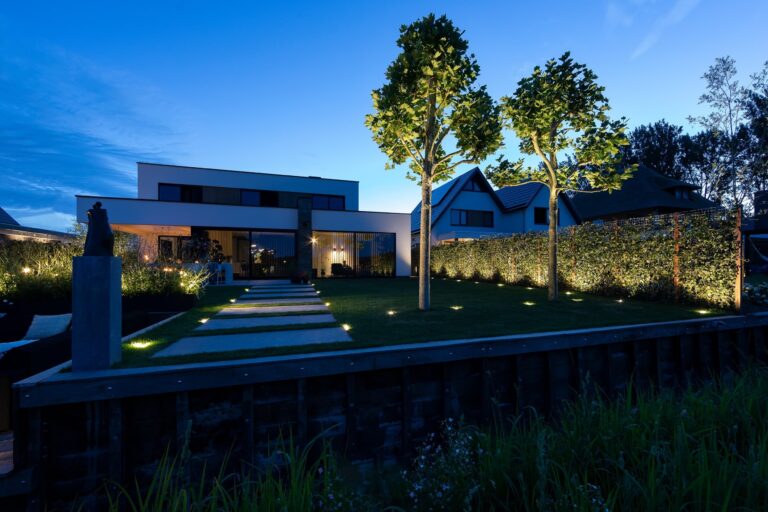 VL Book Review: Comprehensive Look at India’s Premier Digital Publishing Platform